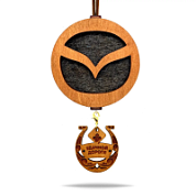 Ароматная подвеска «Mazda» в коричневом цвете в крафтовой упаковке с мини-брелоком 